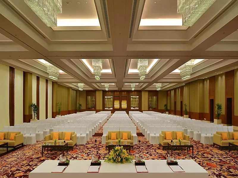 Park Plaza Chandigarh Zirakpur Hotel